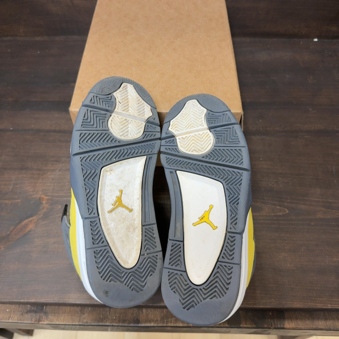Jordan 4 Retro Lightning (2021) (GS) Size 5.5Y (Pre-Owned) - Image 7