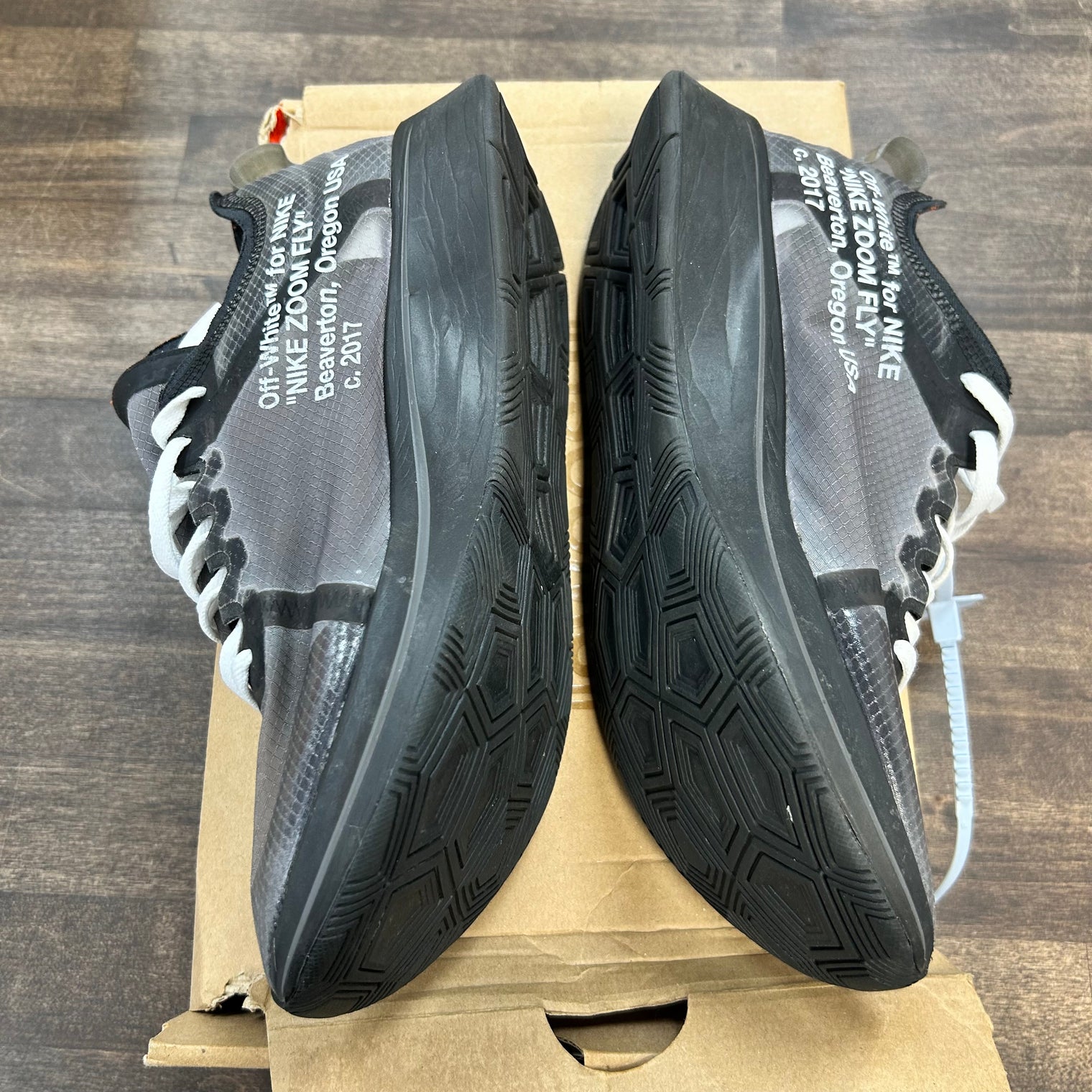 Off-White Nike Zoom Fly Black (USED)