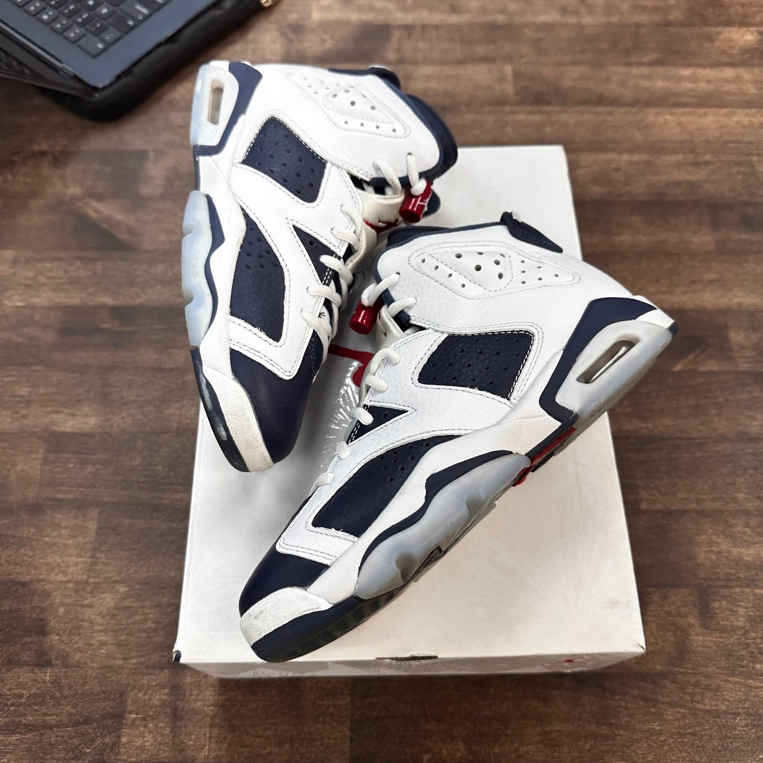 (GS) Olympic Jordan 6 Retro (USED)