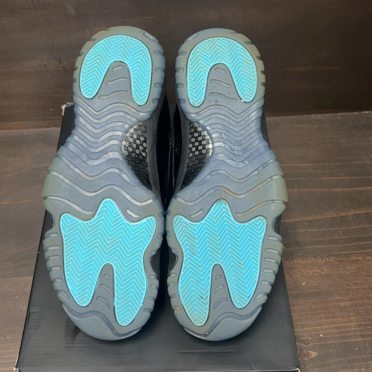 Jordan 11 Retro Gamma Blue (2025) - Image 6