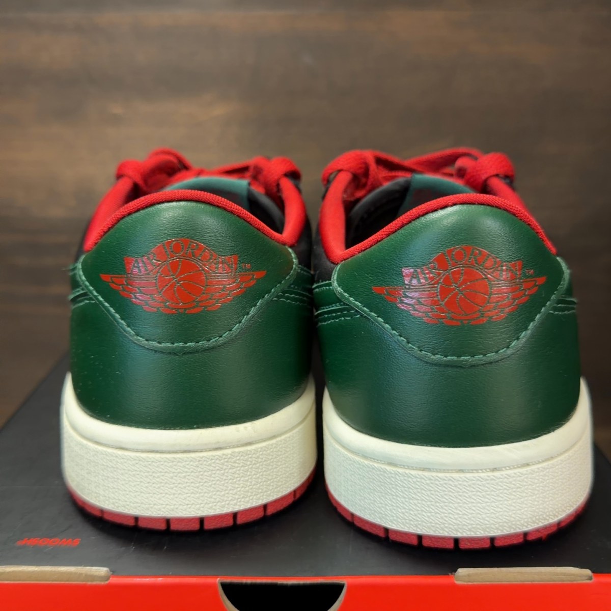 Jordan 1 Retro Low OG Gorge Green Varsity Red (Women's) - Image 4