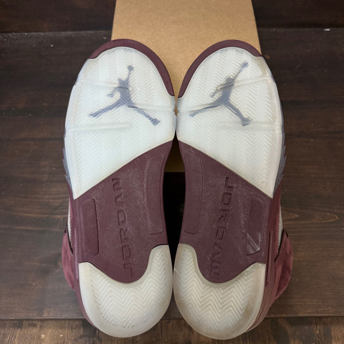 Jordan 5 Retro Burgundy (2023) Size 13 (Pre-Owned) - Image 6