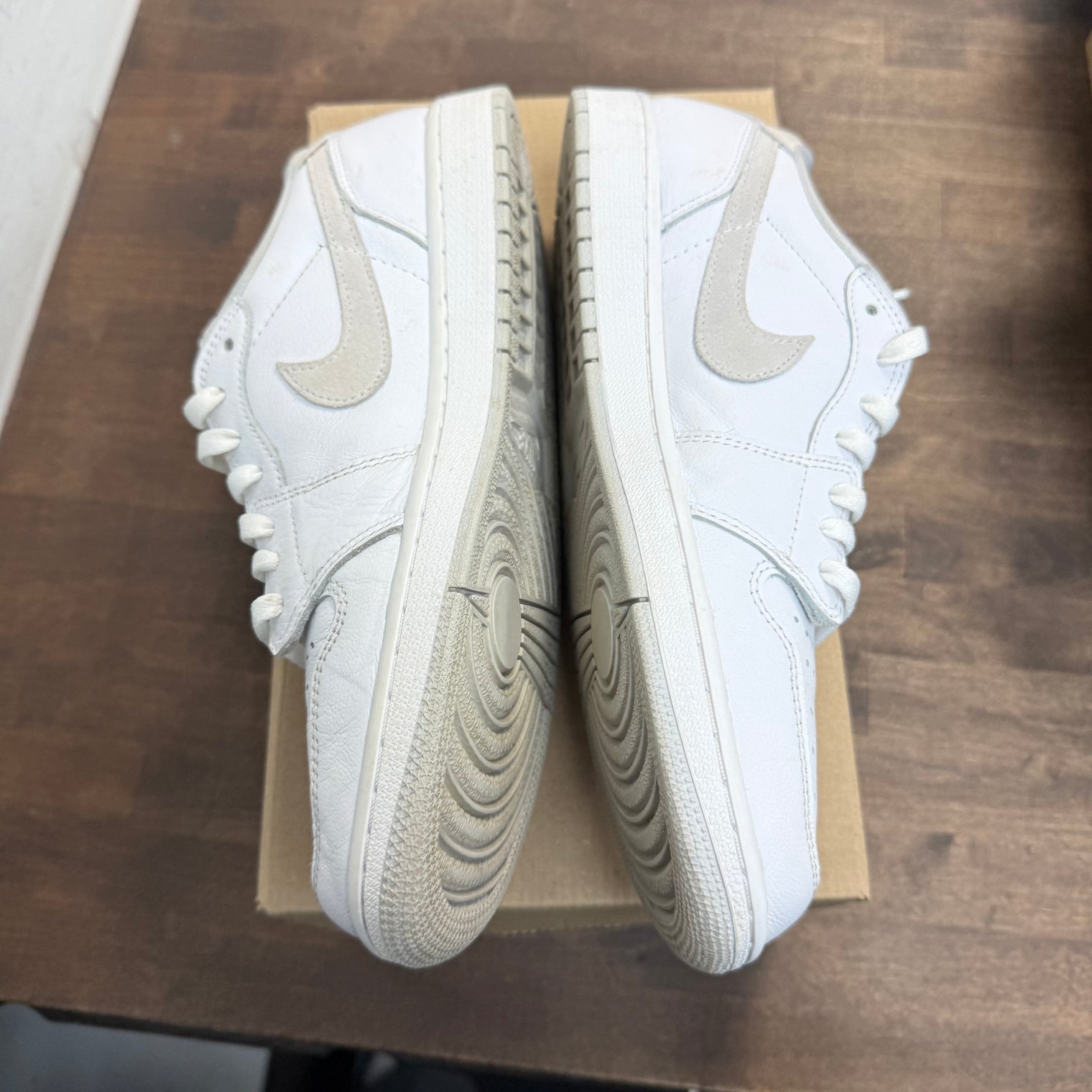Neutral Grey Jordan 1 Low OG (USED, No Box)