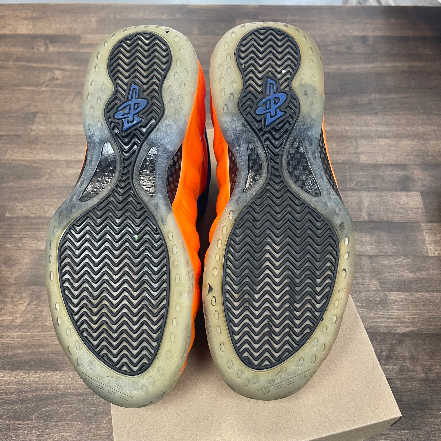 Knicks Nike Foamposite One (USED,No Box)