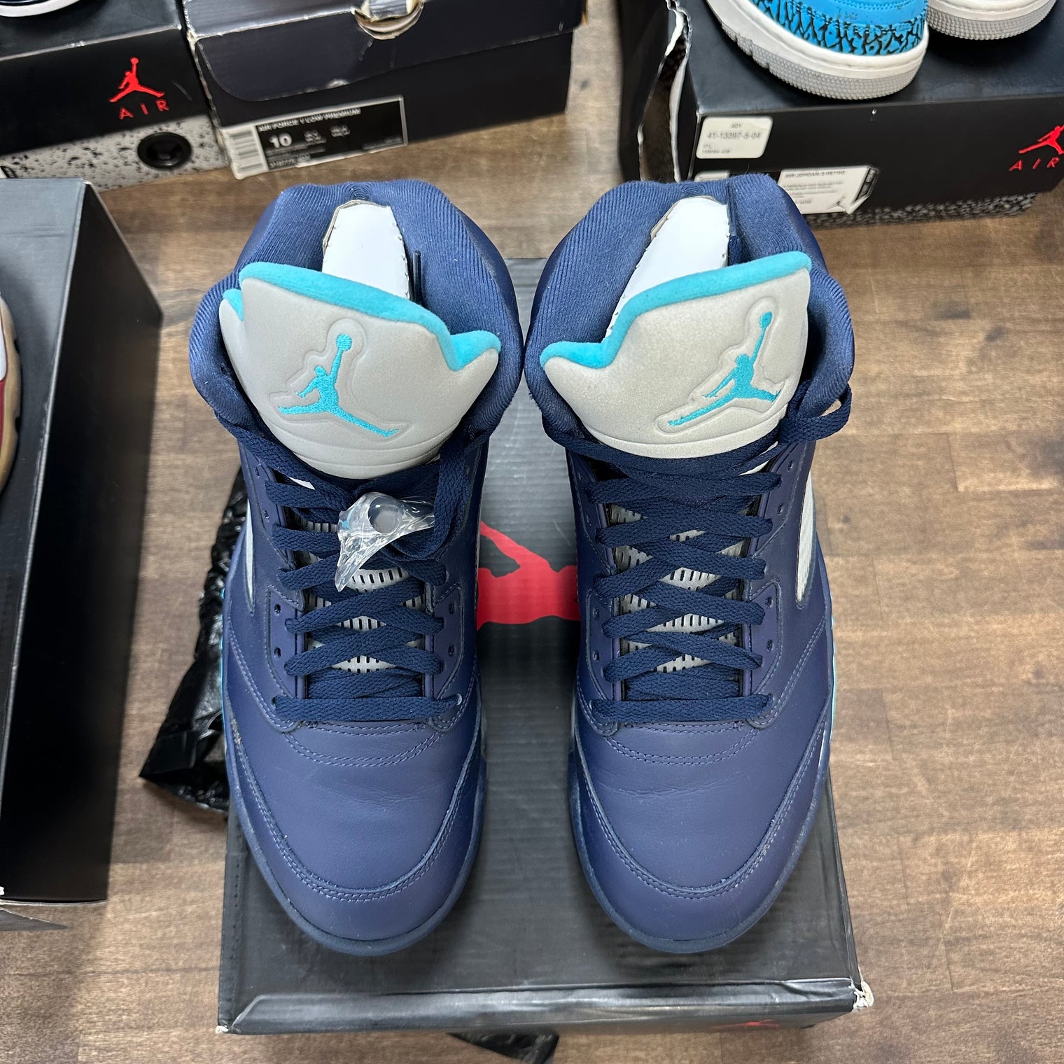 Pre-Grape Jordan 5 Retro (USED)