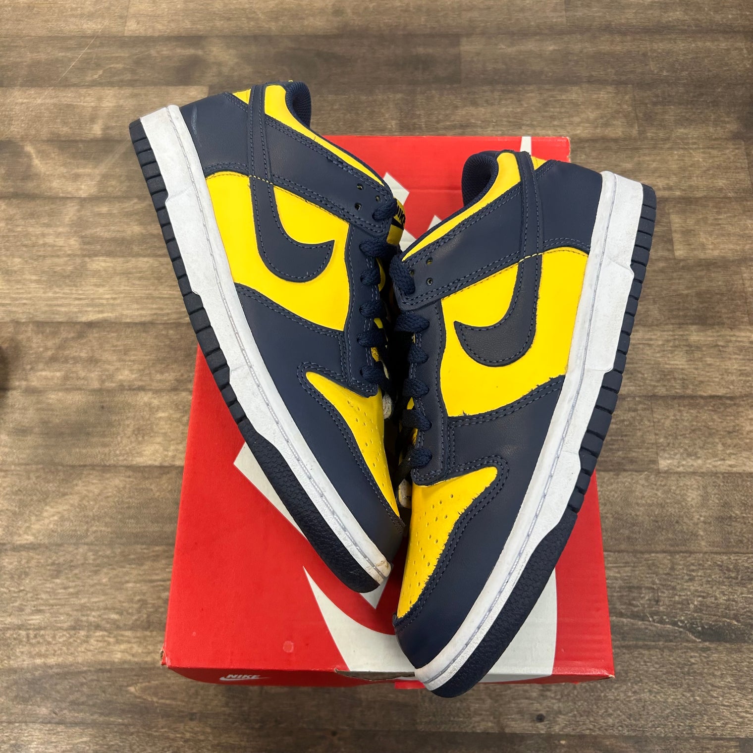 Michigan Nike Dunk Low (GS) (USED)