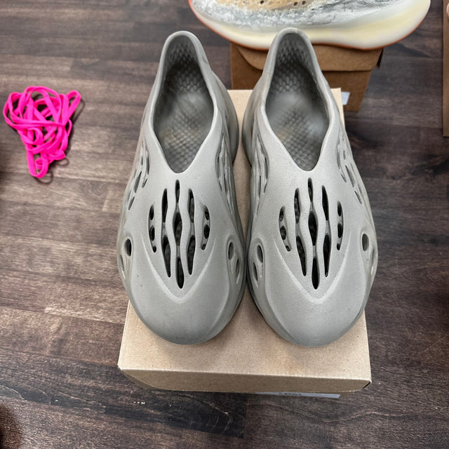 Stone Sage Yeezy Foam RNNR (USED, No Box)