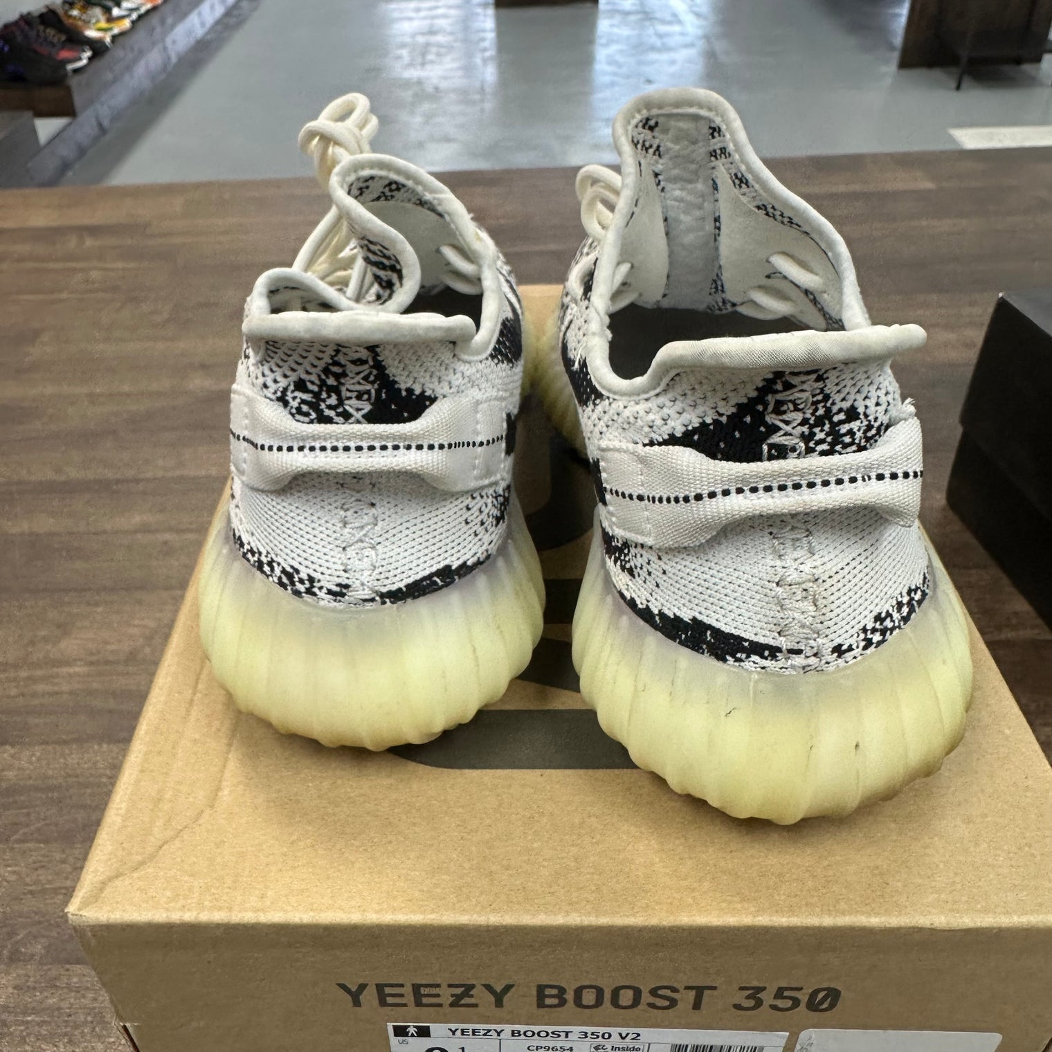 Zebra Yeezy 350 (USED)
