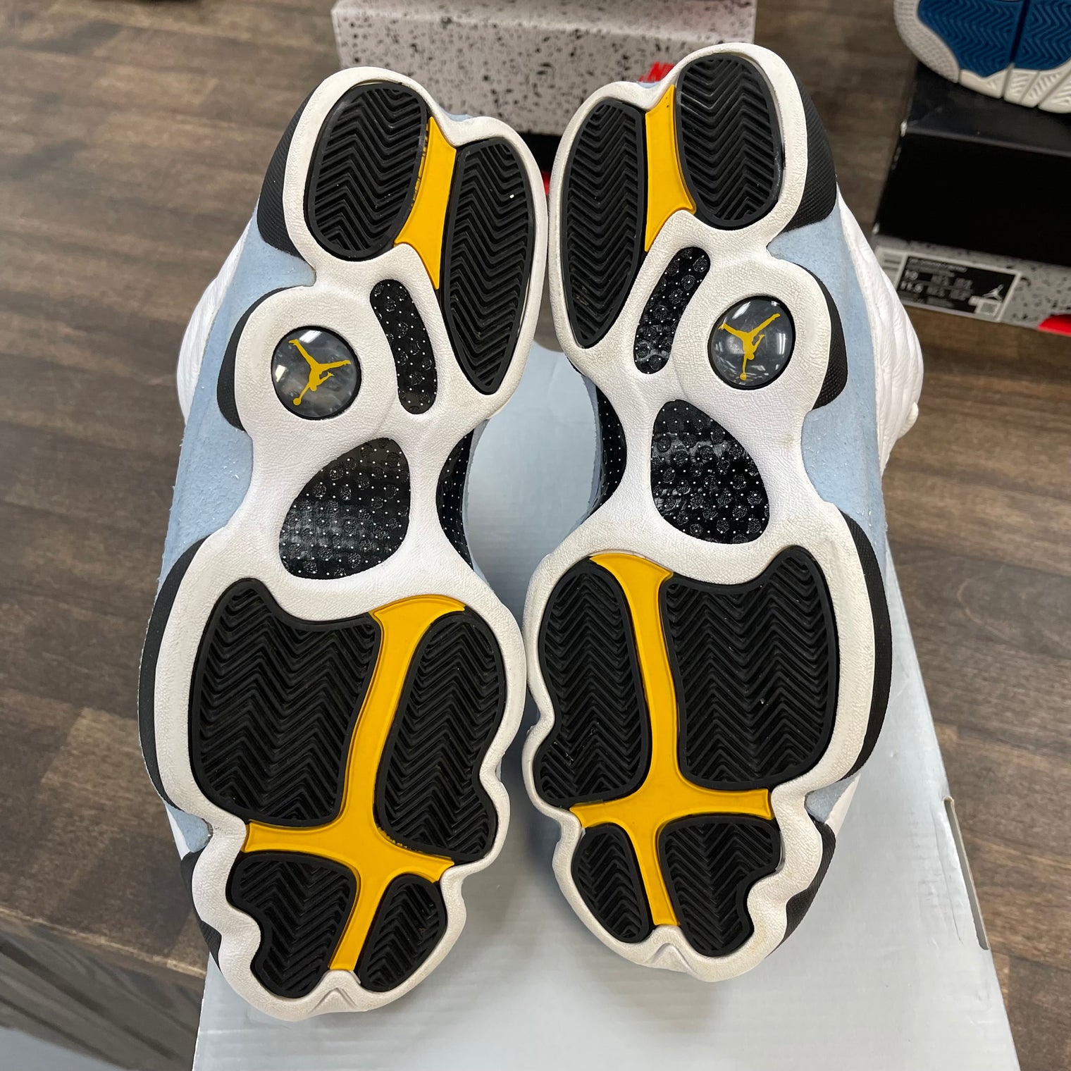 Blue Grey Jordan 13 (USED)