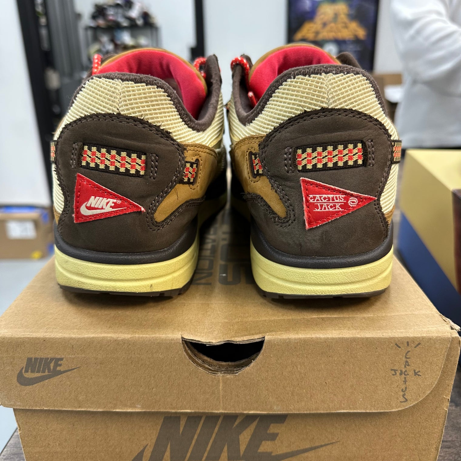 Travis Scott Baroque Brown Air Max 1 (USED)
