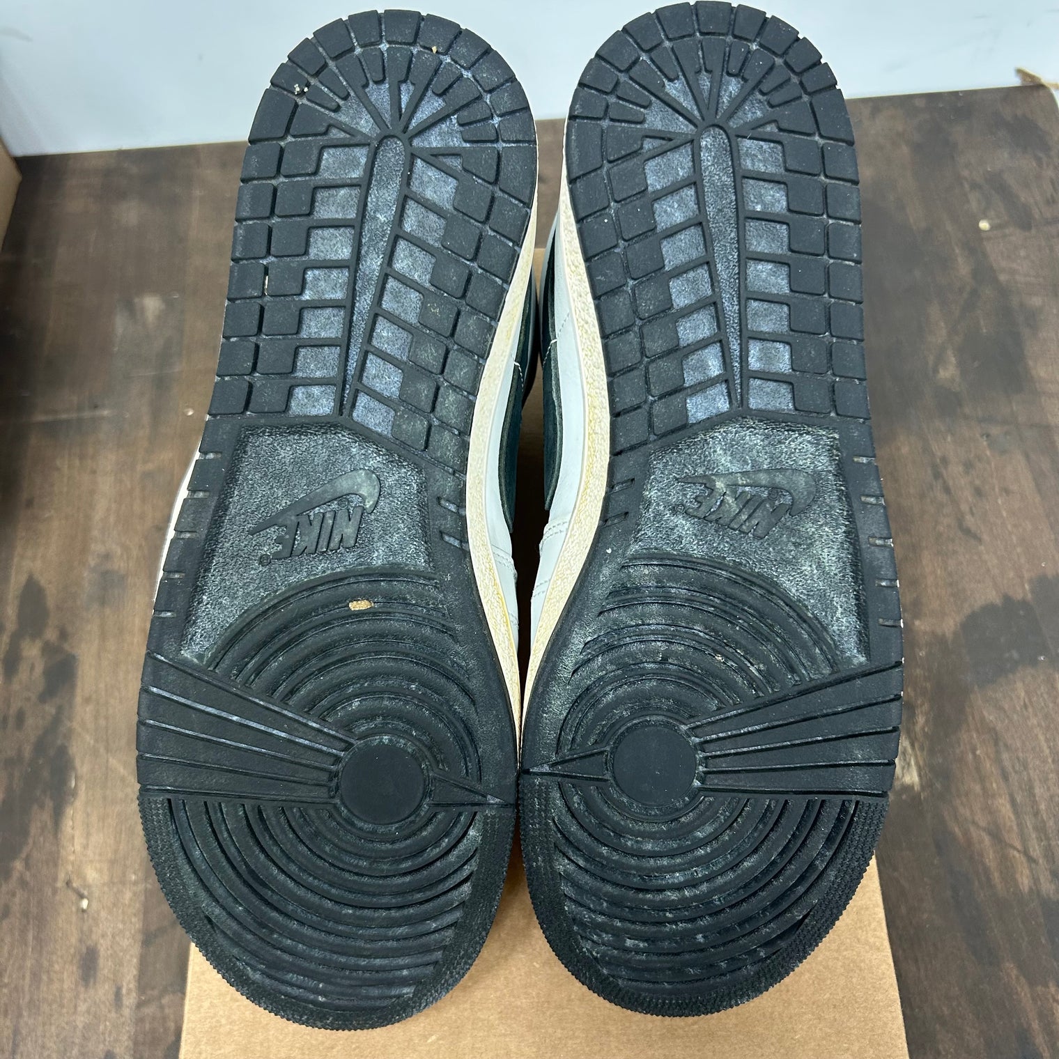 A Ma Maniere Jordan Air Ship Black White (USEd,No Box)