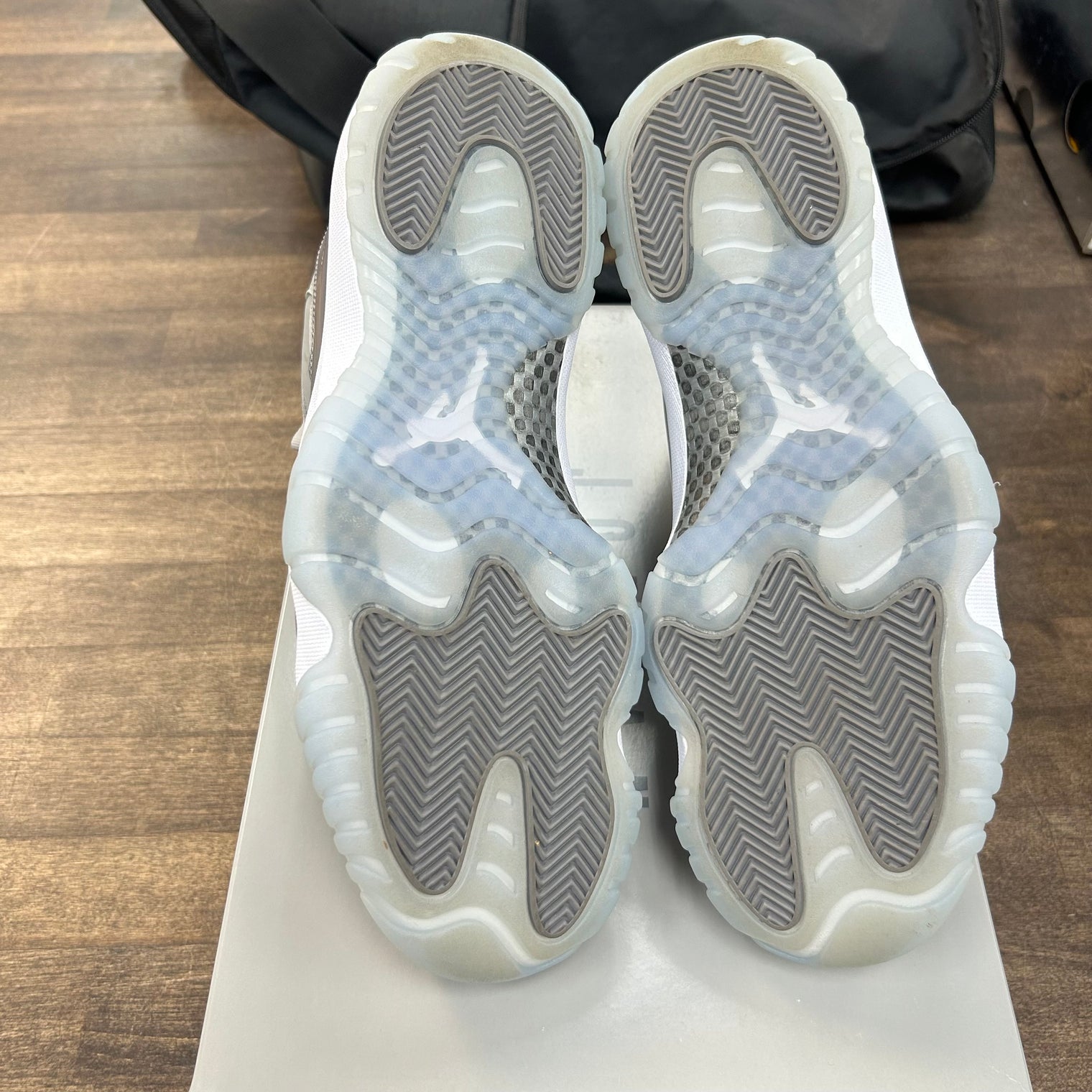 Cool Grey Jordan 11 (USED)