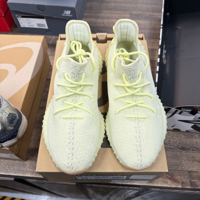 Butter Adidas Yeezy Boost 350 V2 (Lightly Worn)
