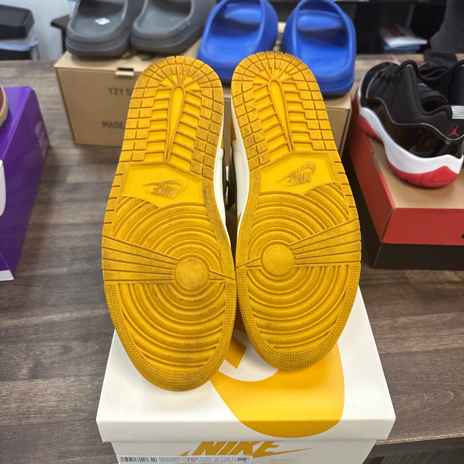 Yellow Ochre Jordan 1 High (USED)