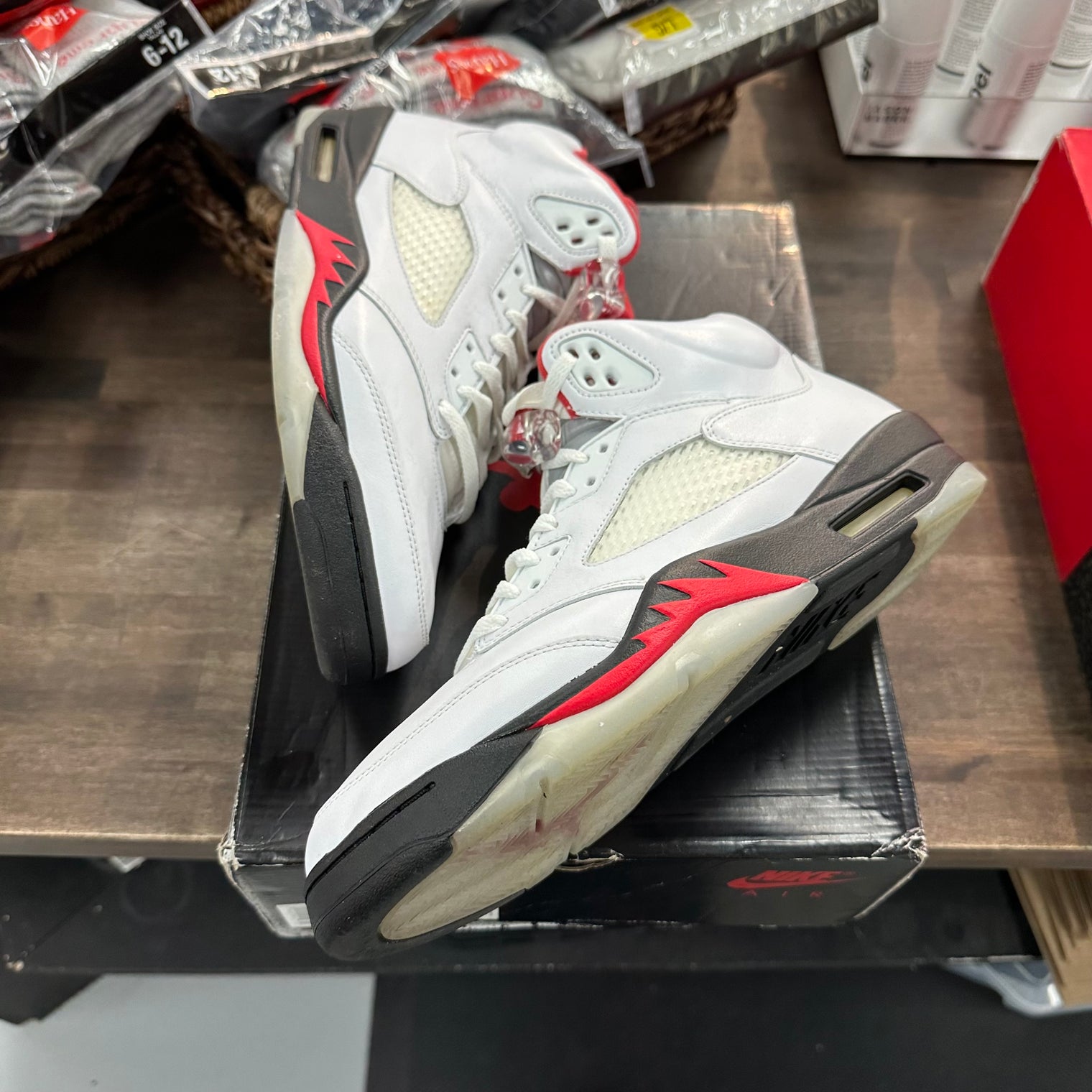 Fire Red Jordan 5 (2020) (USED)