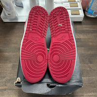 Gym Red Jordan 1 Low (USED)