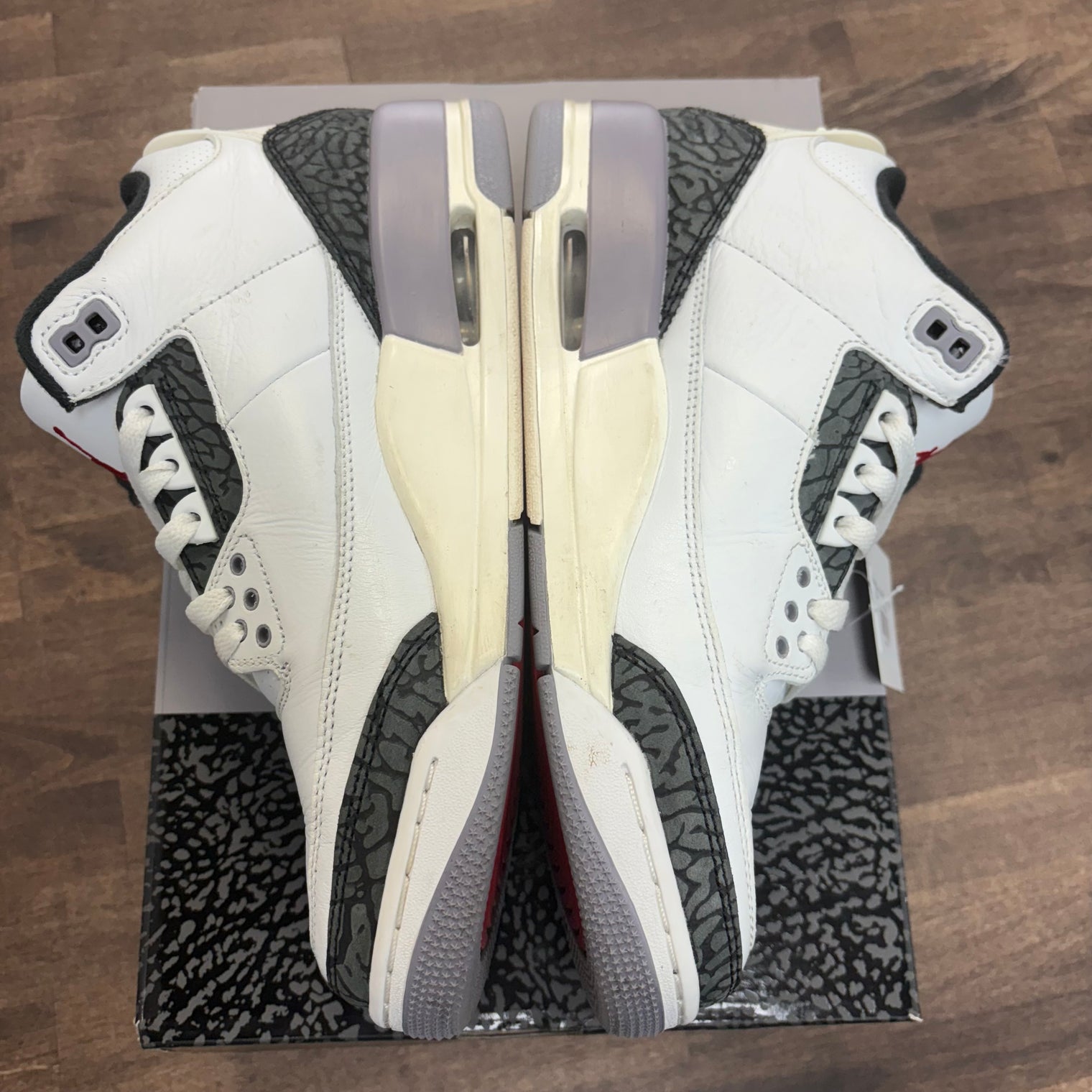 Cement Grey Jordan 3 Retro (USED)
