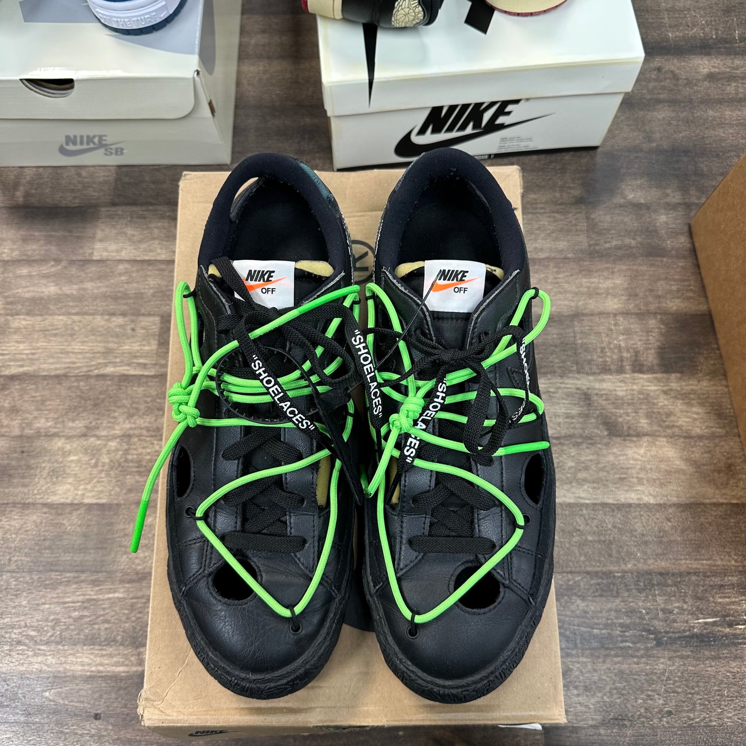Off-White Black Electro Green Nike Blazer Low (USED)