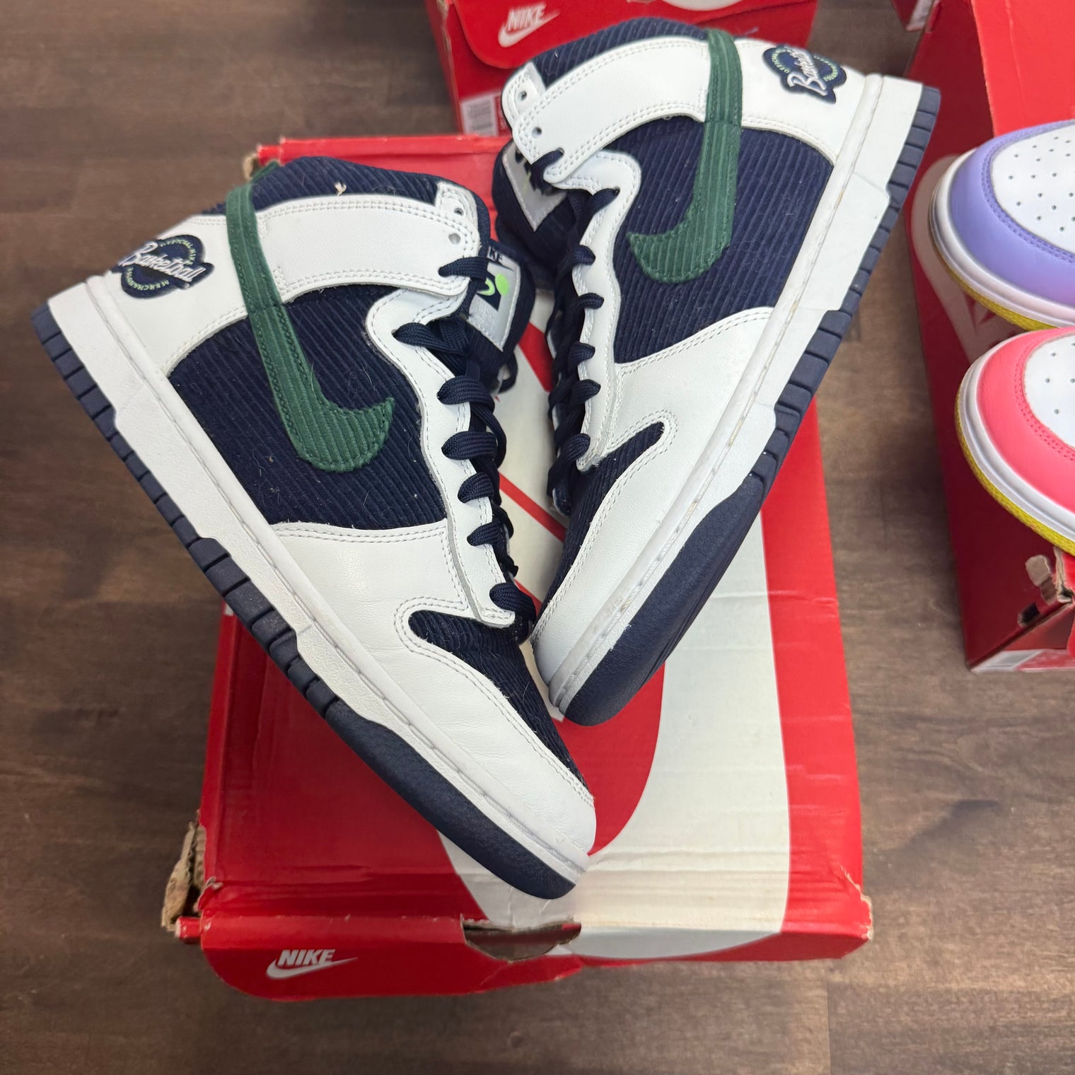 Sports Specialties White Navy Dunk High (USED)