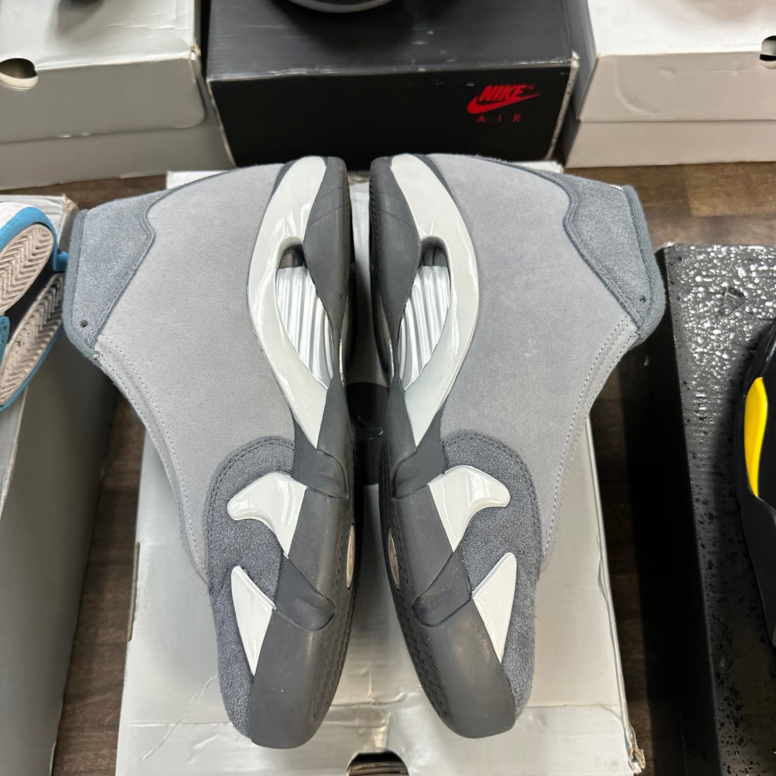 Flint Grey Jordan 14 Retro (USED)