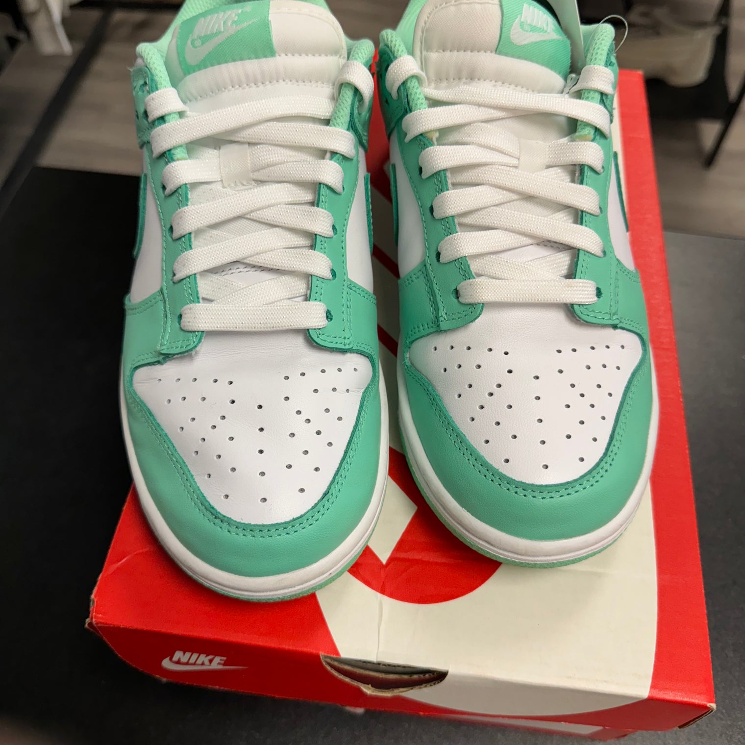 Green Glow Dunk Low (USED)