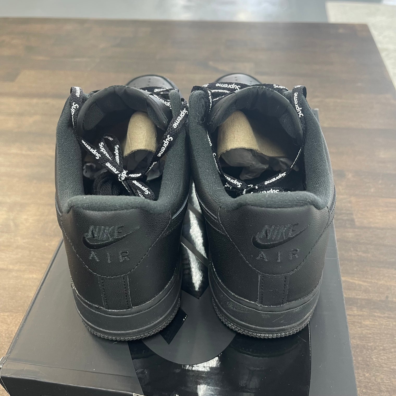 Black Supreme Nike Air Force 1 (USED)