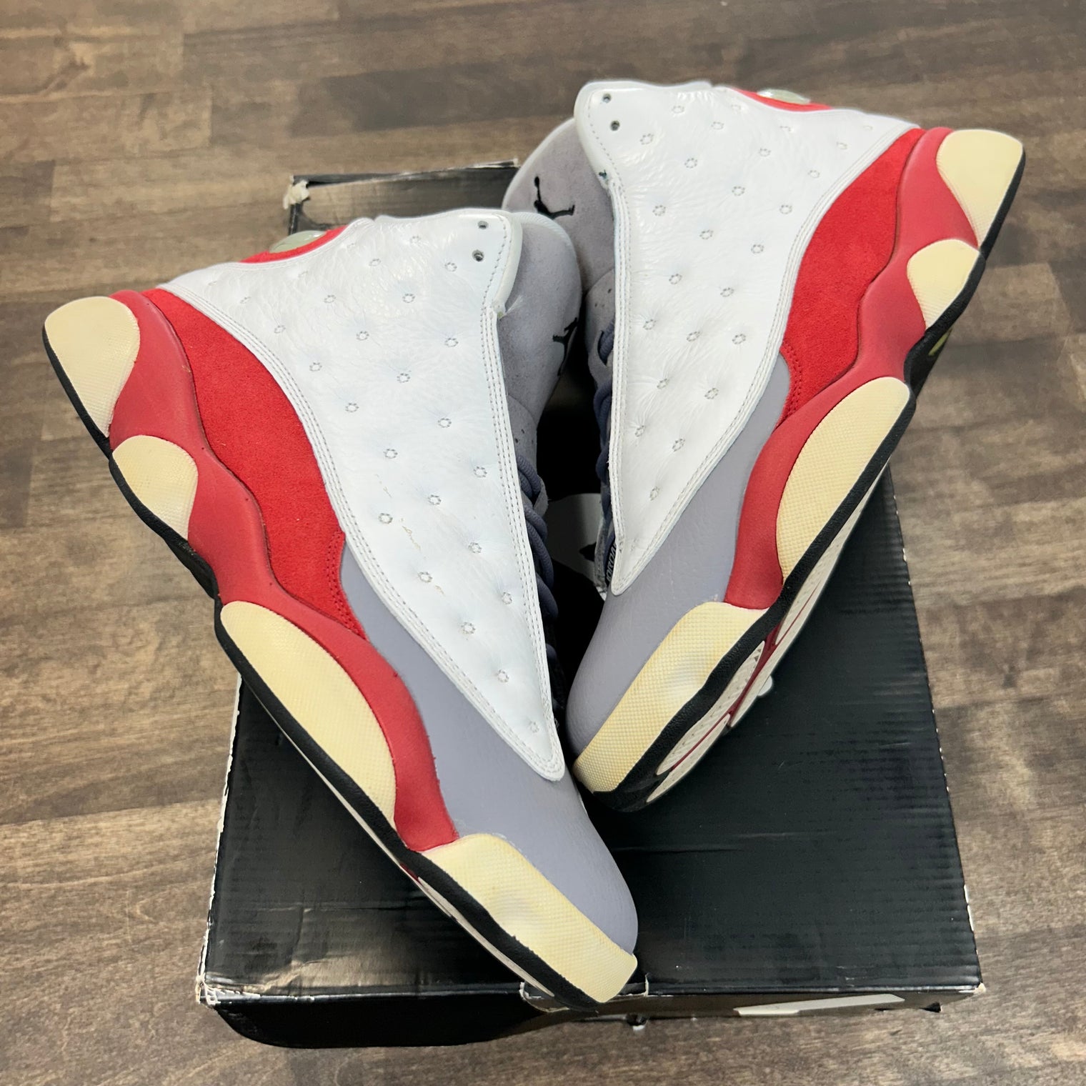 Grey Toe Jordan 13 (USED)