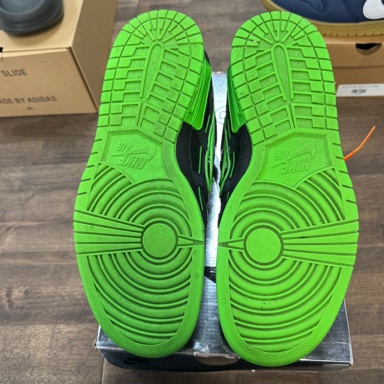 Green Strike Off-White Rubber Dunk Low (USED)