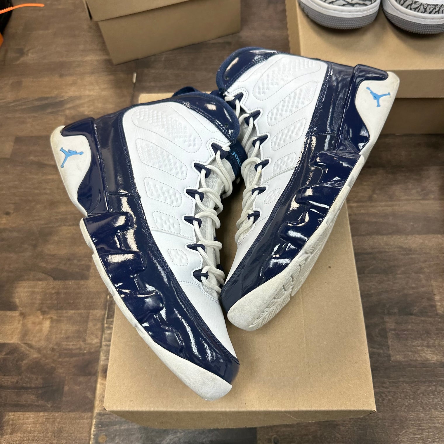Pearl UNC Jordan 9 (USED,No Box)