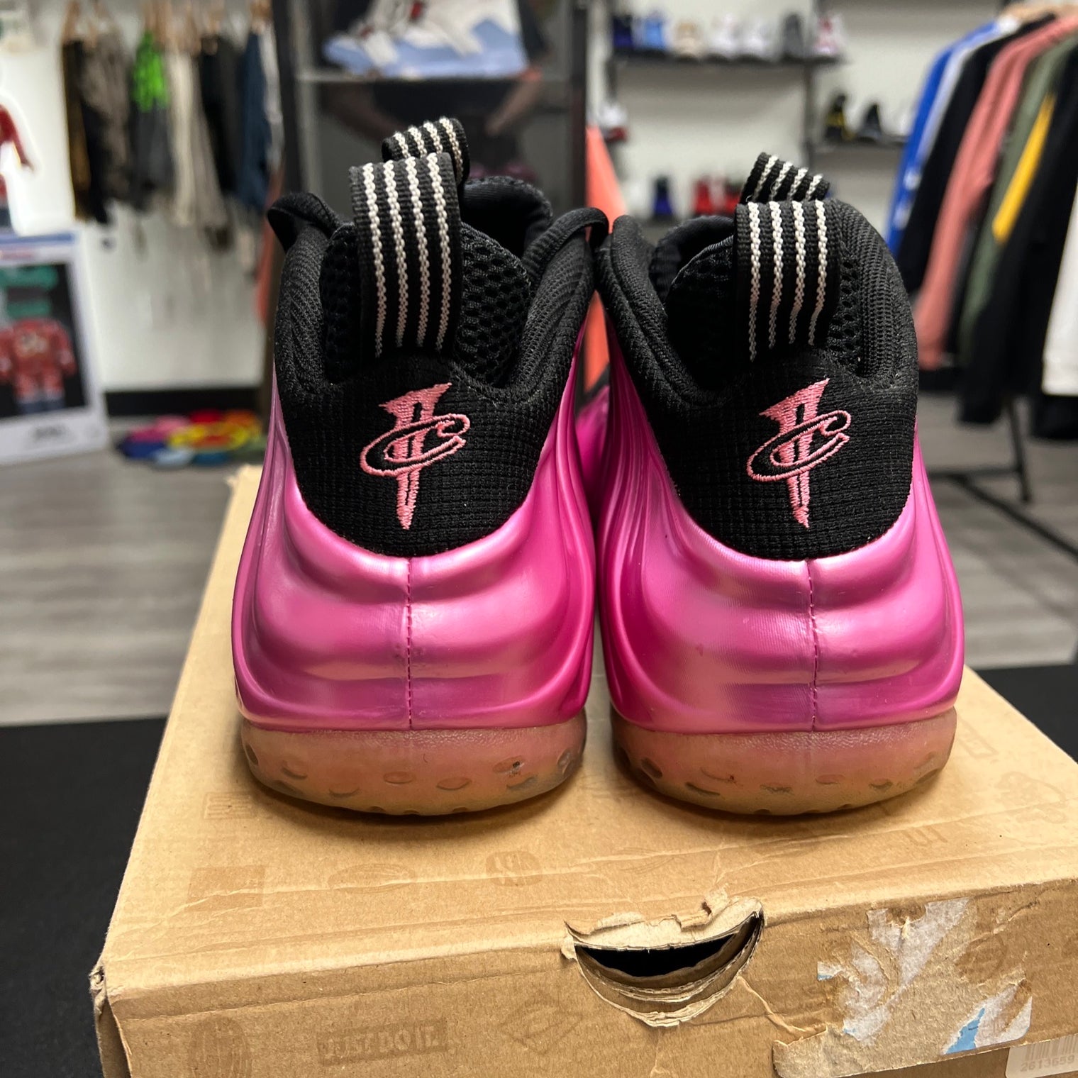 Nike Air Foamposite One Pearlized Pink 2012 (USED)