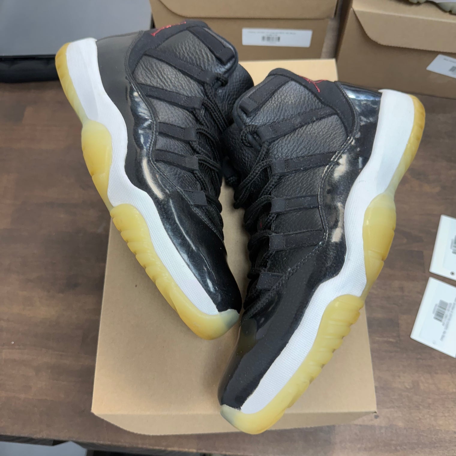 72-10 Jordan 11 High (2015) (USED, No Box)