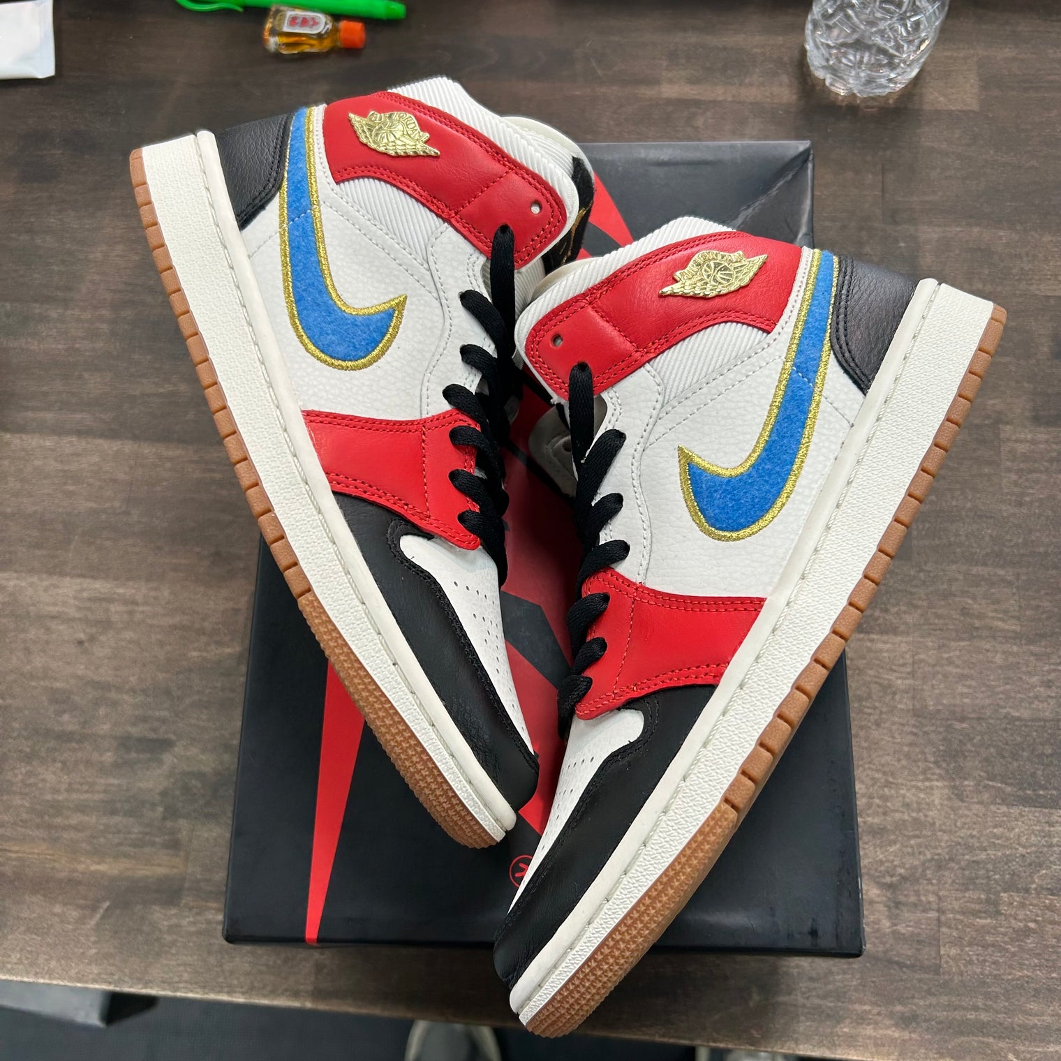 Let(Her)Man Jordan 1 Mid (W) (USED, Replacement Box)