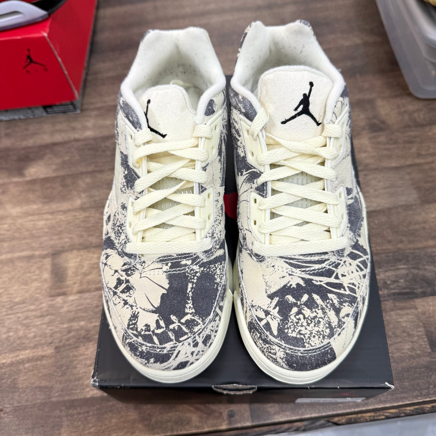 Expression Jordan 5 Retro Low (W) (USED)