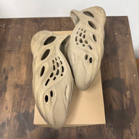 Stone Sage Yeezy Foam RNNR (USED,No Box)
