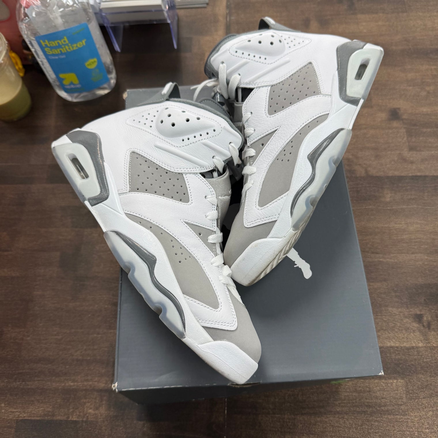 Cool Grey Jordan 6 Retro (USED)
