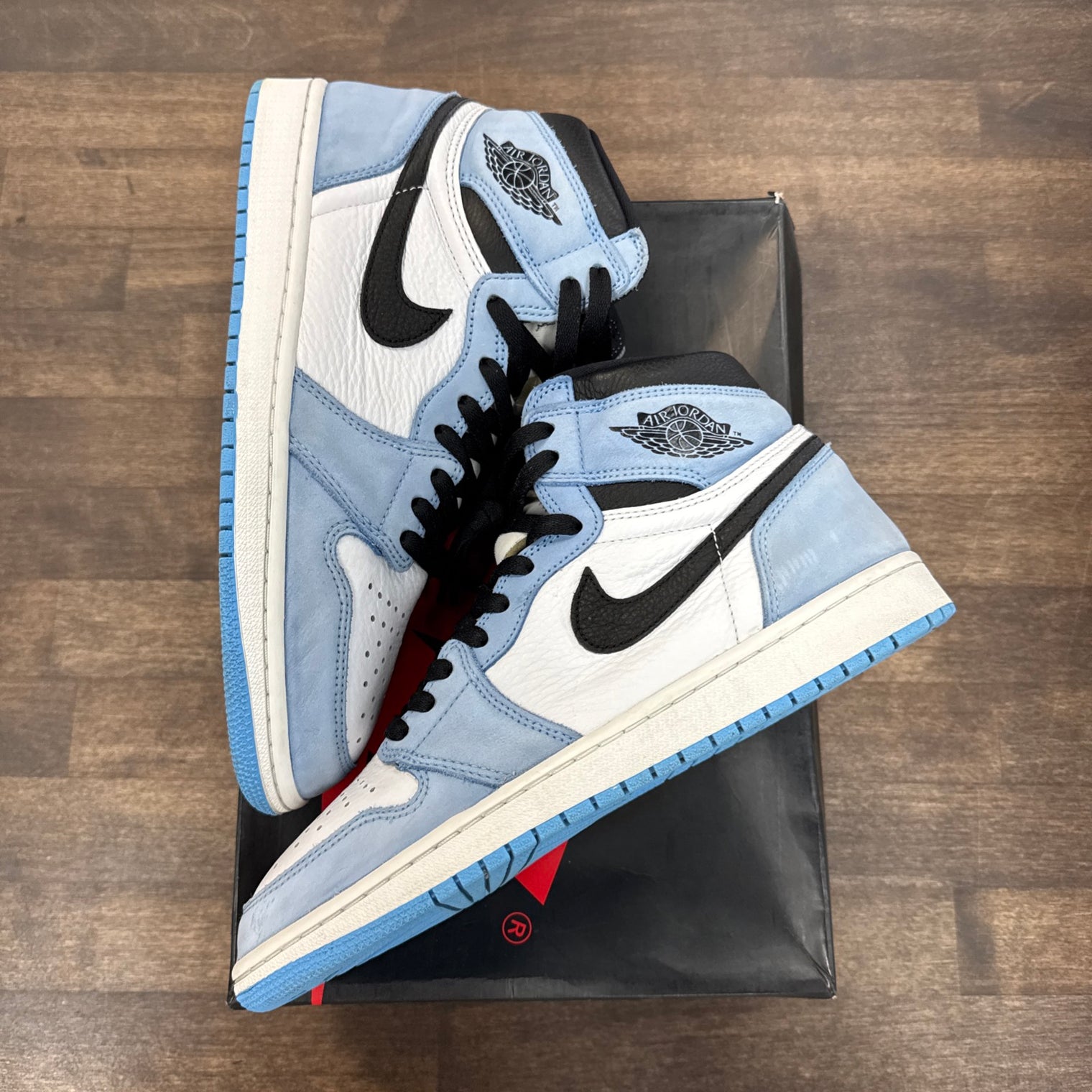 University Blue Jordan 1 High (USED)