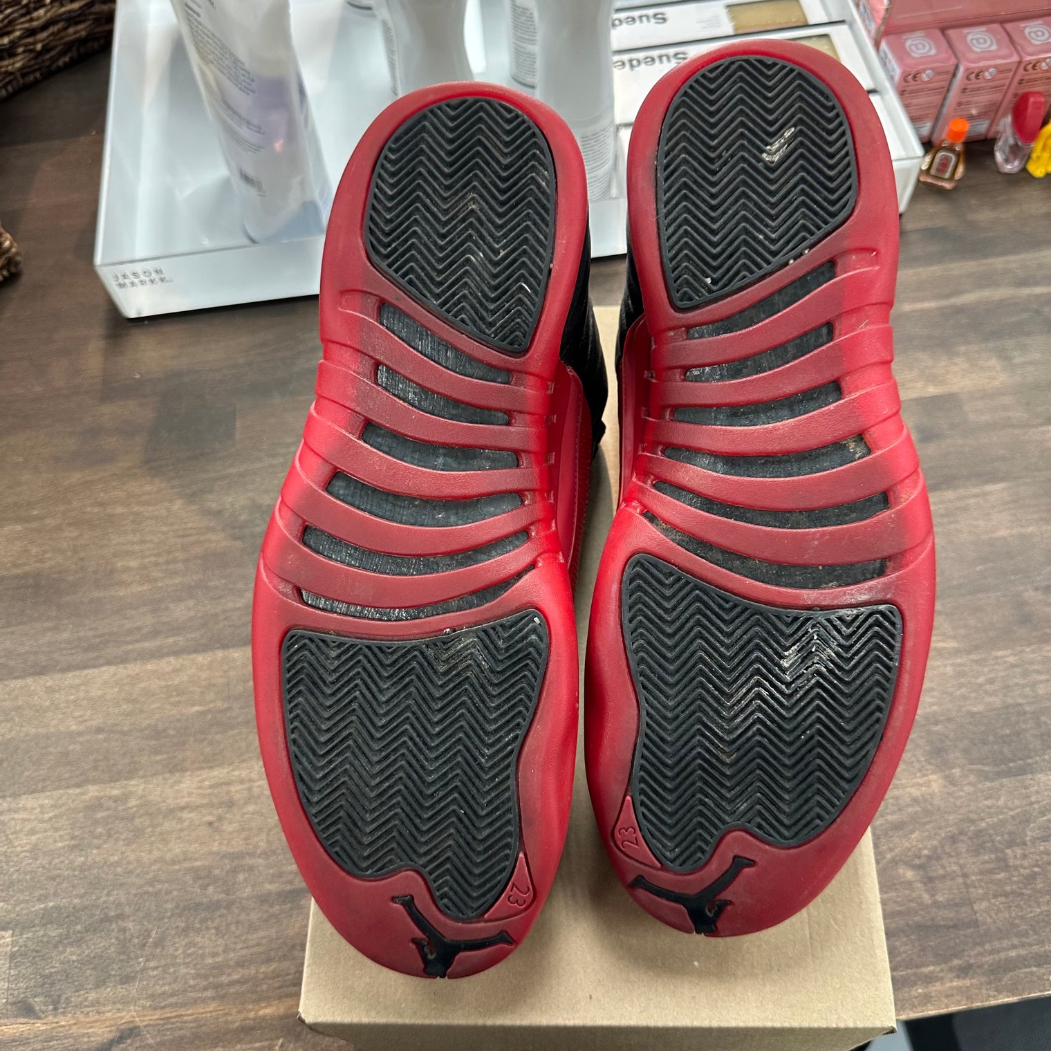Flu Game Jordan 12 (2016) (USED,No Box)