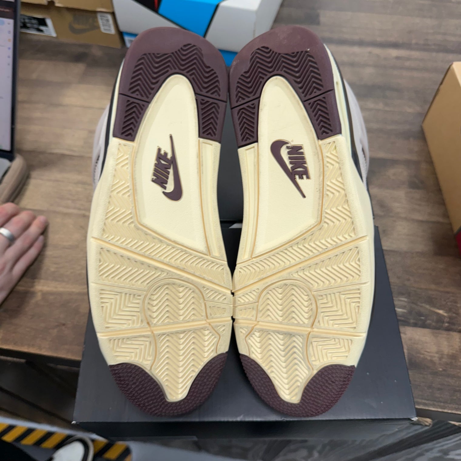 A Ma Maniere While You Were Sleeping Jordan 4 Retro (W) (USED)