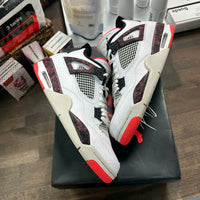 Flight Nostalgia Jordan 4 (USED)