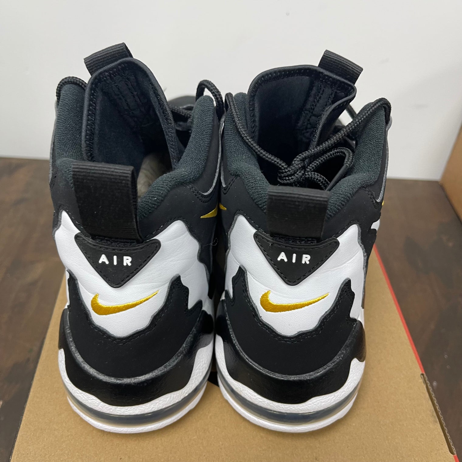 Black White Air DT Max 96 (USED)