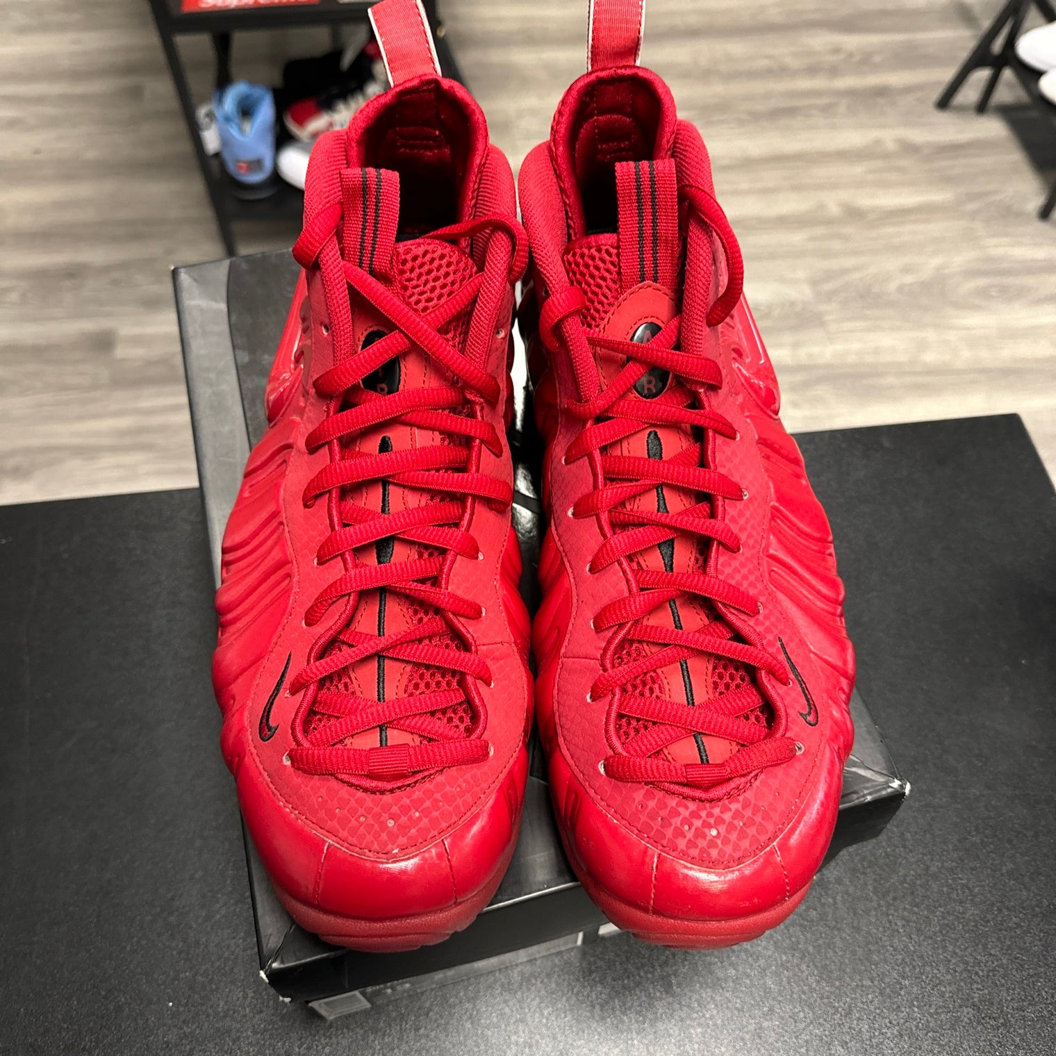 Red October Nike Air Foamposite (USED)