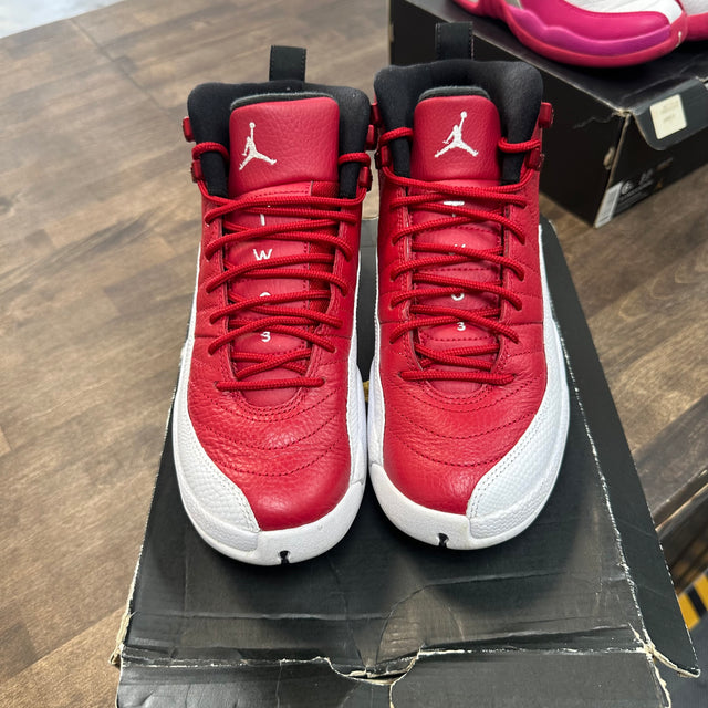 Gym Red Jordan 12 (GS) (USED)