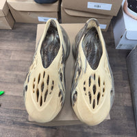 MX Cream Clay Yeezy Foam RNNR (USED, No Box)