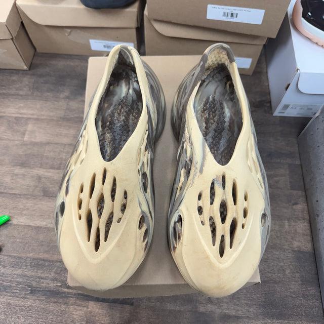 MX Cream Clay Yeezy Foam RNNR (USED, No Box)