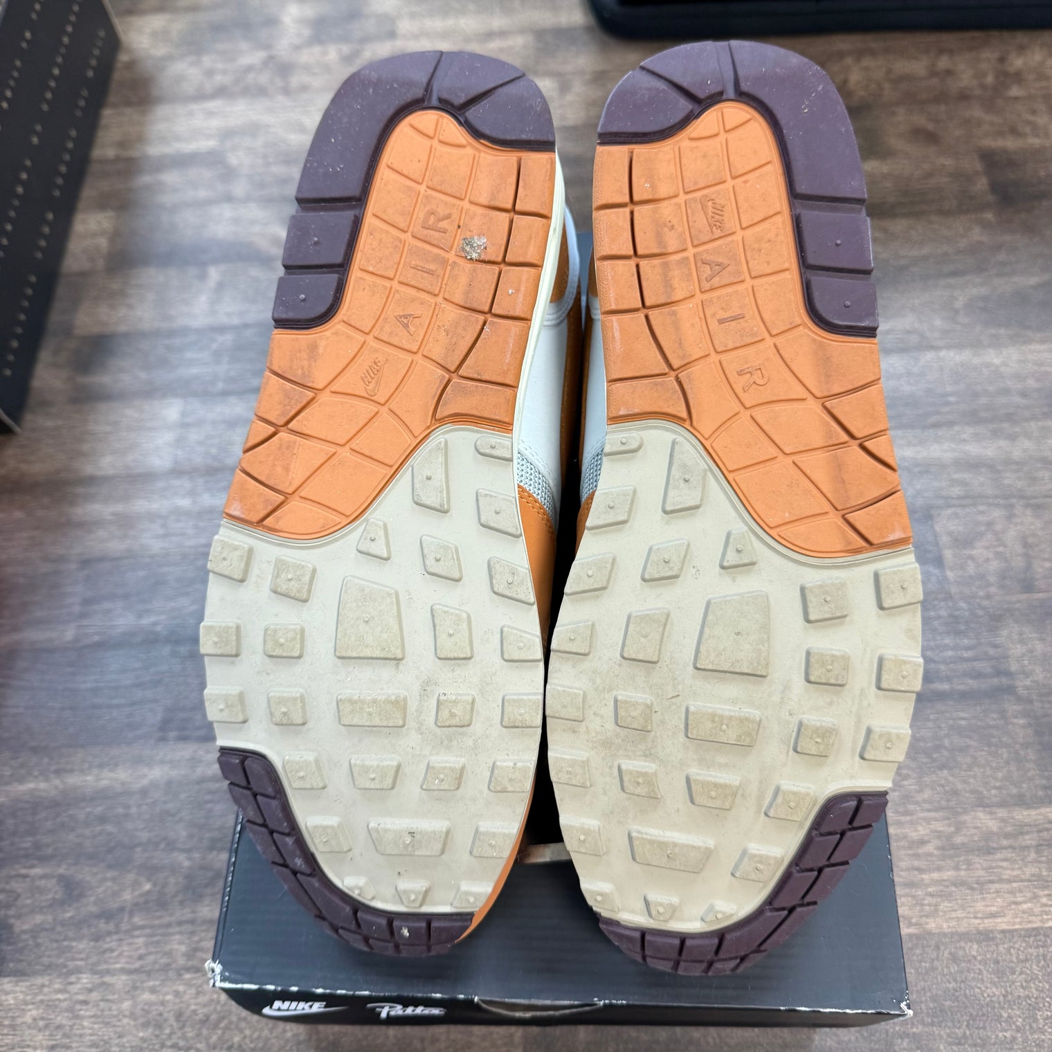 Patta Waves Monarch Air Max 1 (USED)