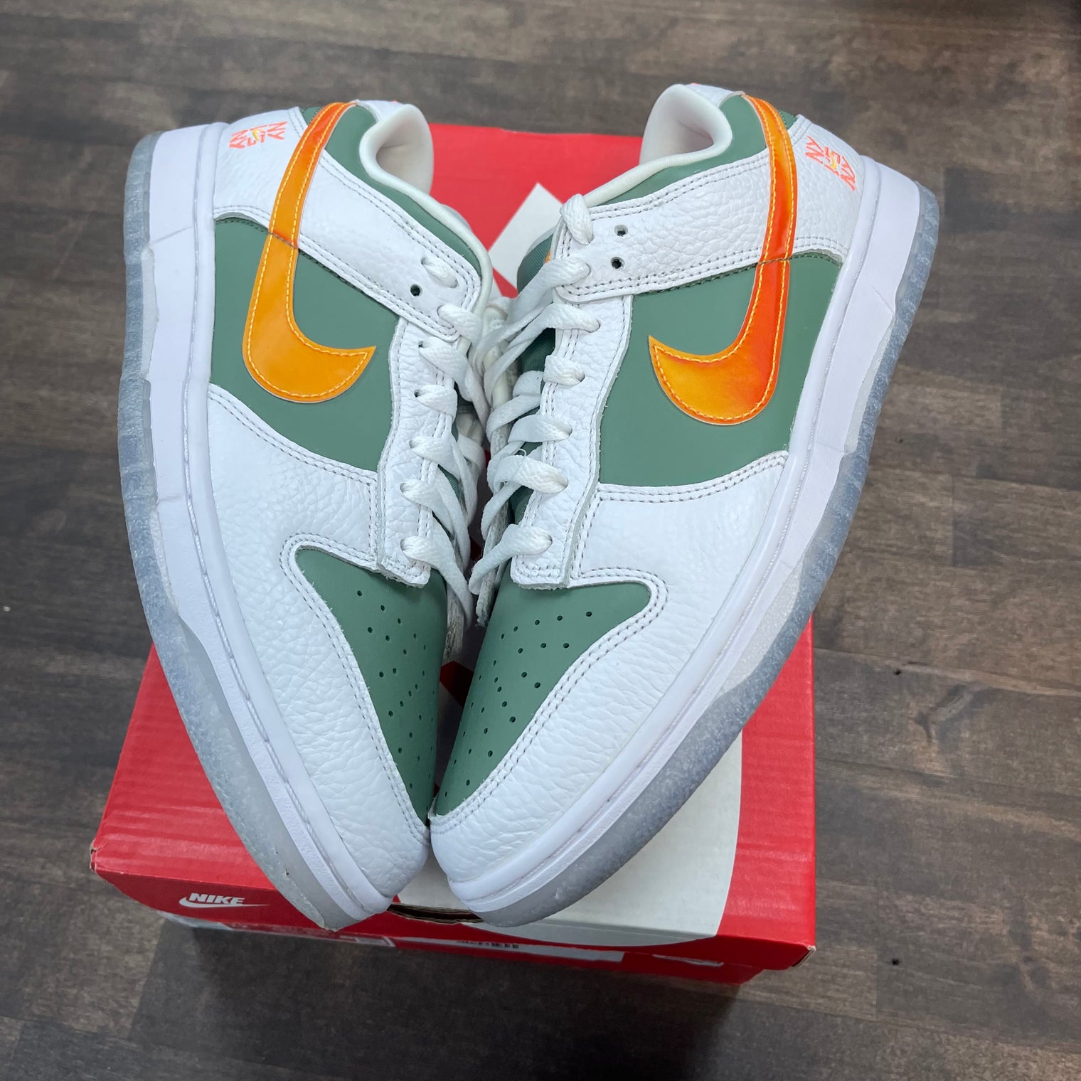 NY vs NY Nike Dunk Low SE (USED)