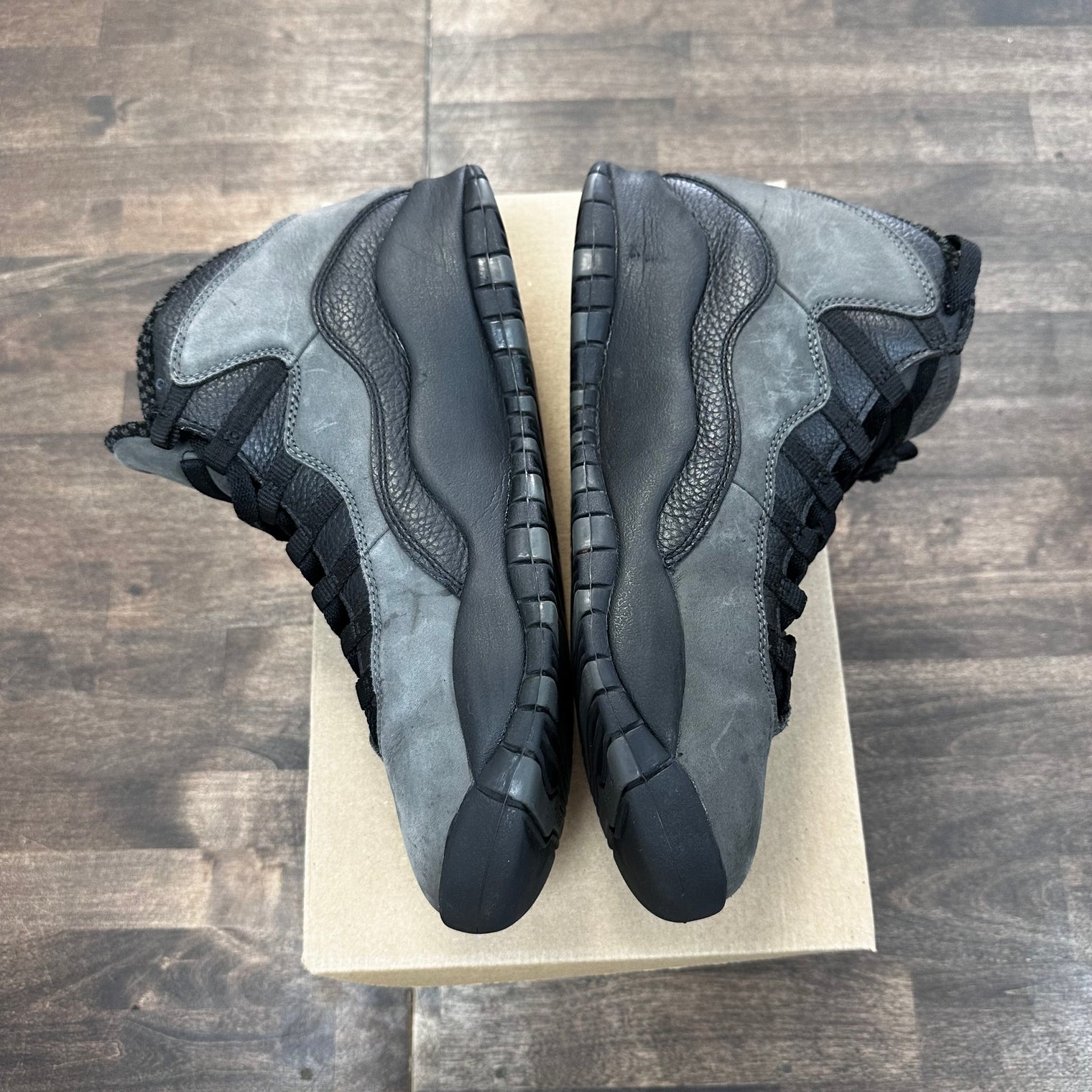 Shadow Jordan 10 (USED, No Box)