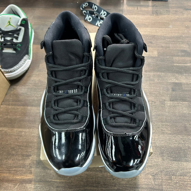 Space Jam Jordan 11 Retro (2016) (USED, No Box)