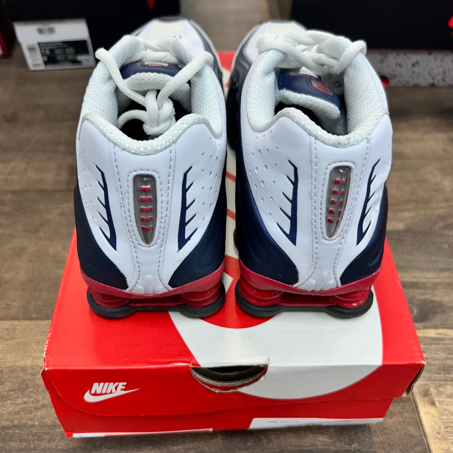 Nike Shox R4 USA (2025) (USED)