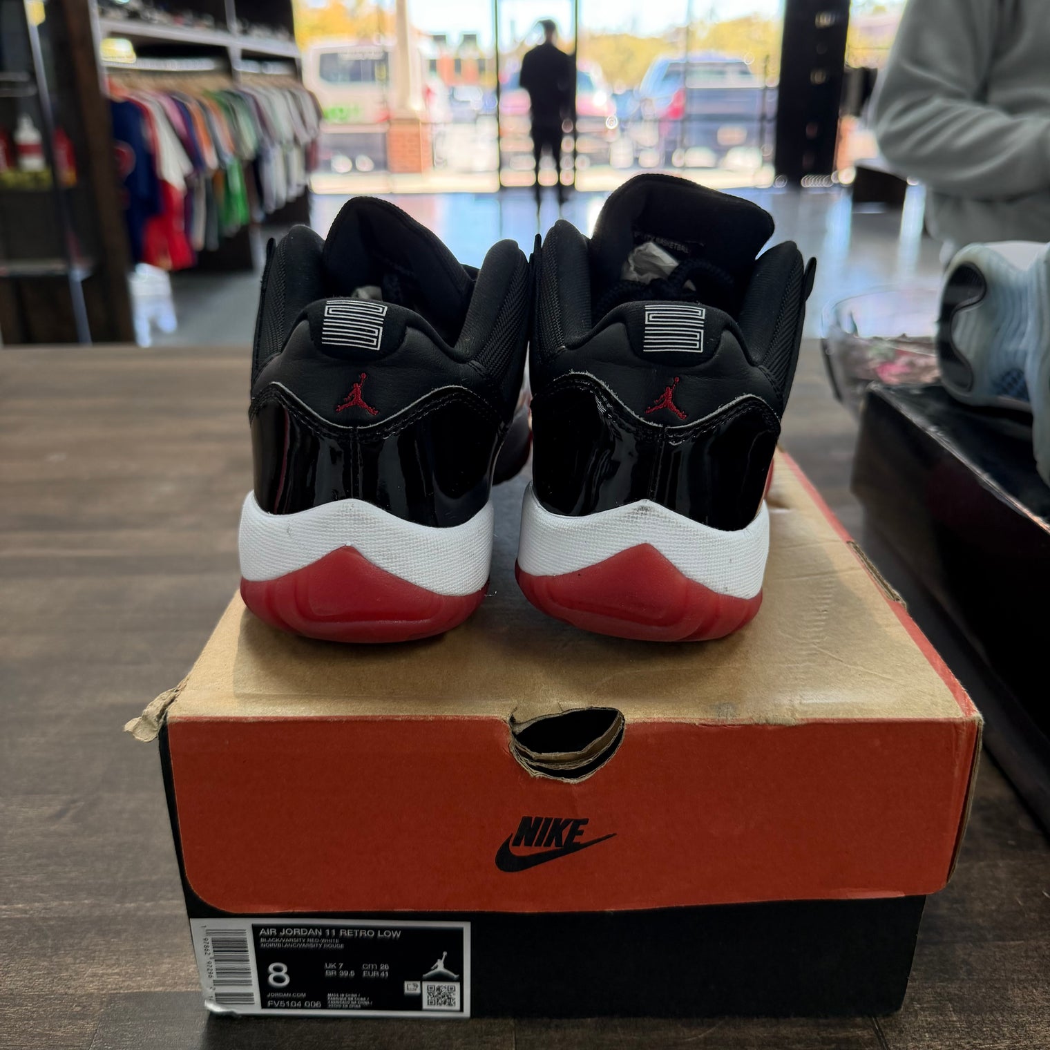 Bred Jordan 11 Low Retro (2025) (USED)